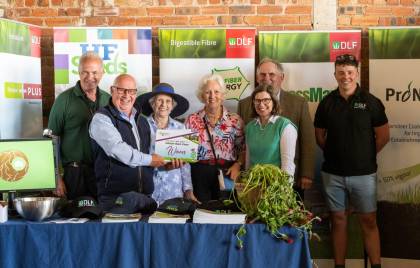 Indoor Trade Stand Winners, DLF Seeds